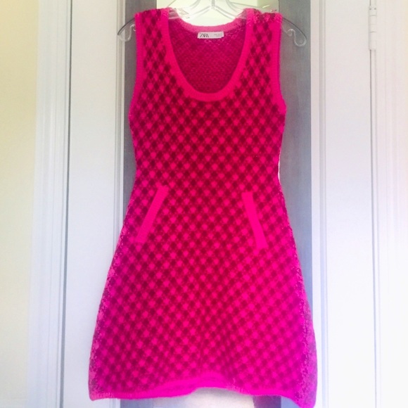 Zara Knit Mini Dress Barbiecore - Picture 1 of 6
